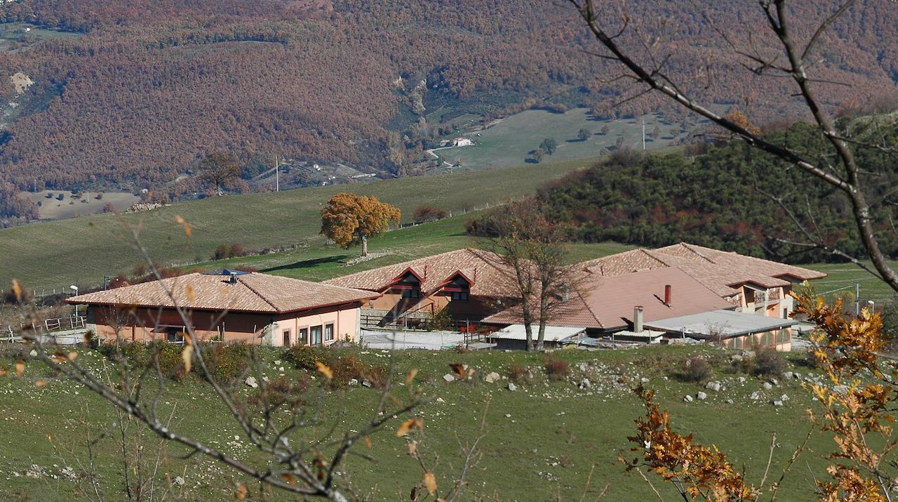 Hotel Pietrapanna Calvello Eksteriør billede